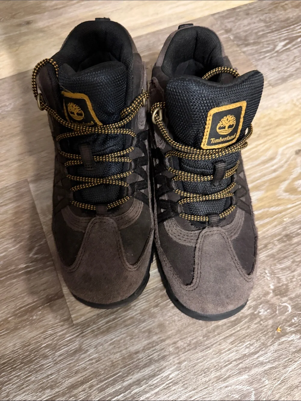 Timberland leather hiking brown boots big boys size 1.5